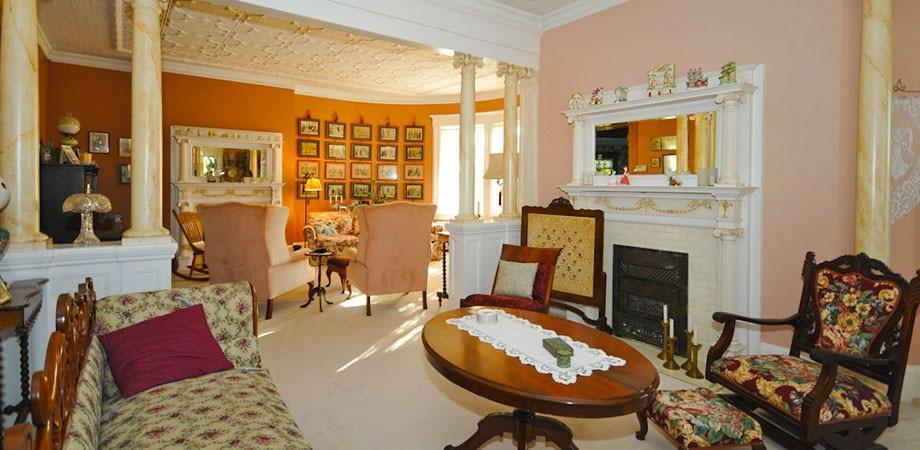 Sleepy Hollow B&B Gananoque Exterior foto