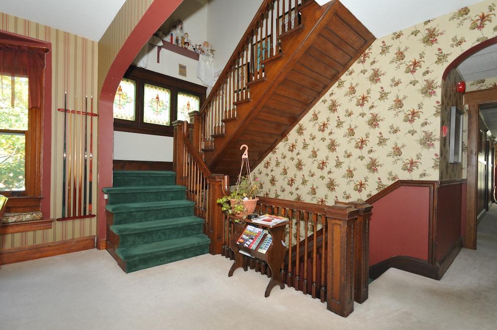 Sleepy Hollow B&B Gananoque Exterior foto