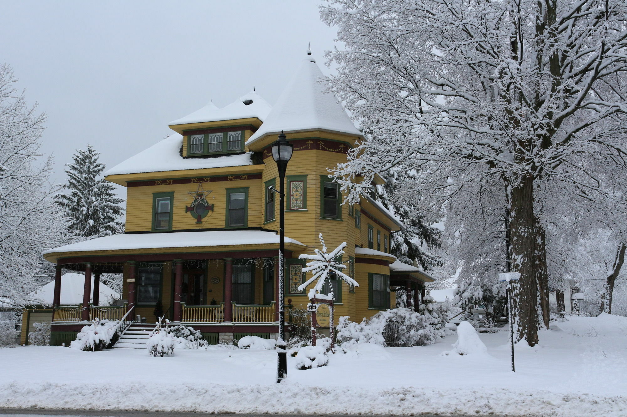 Sleepy Hollow B&B Gananoque Exterior foto